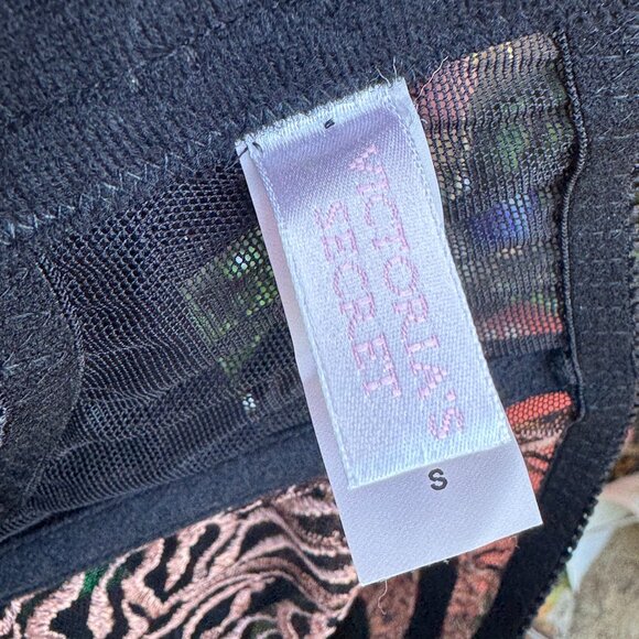 Victoria's Secret Suspender Garter Belt + Panty Lingerie Set Small - Picture 8 of 8